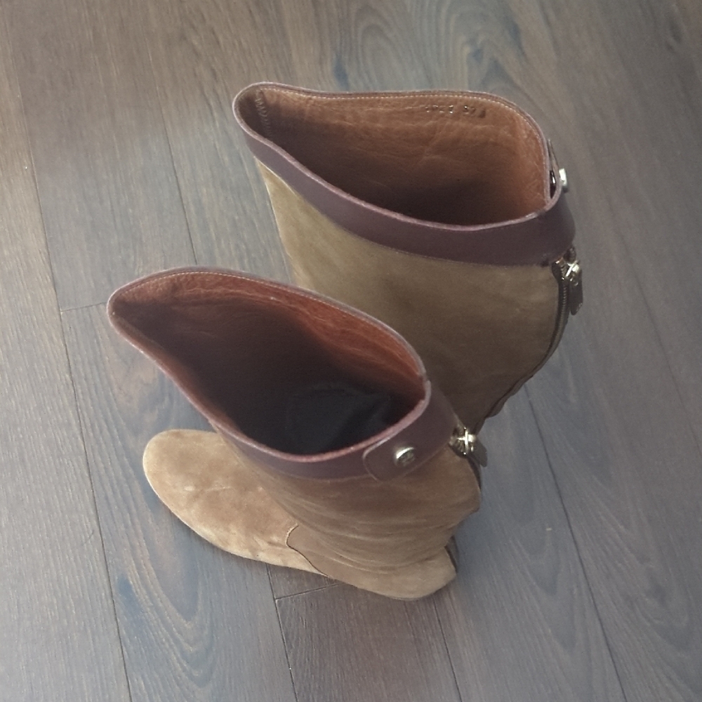 Caroline Herrera Suede Leather Riding Boots - Picture 8 of 16